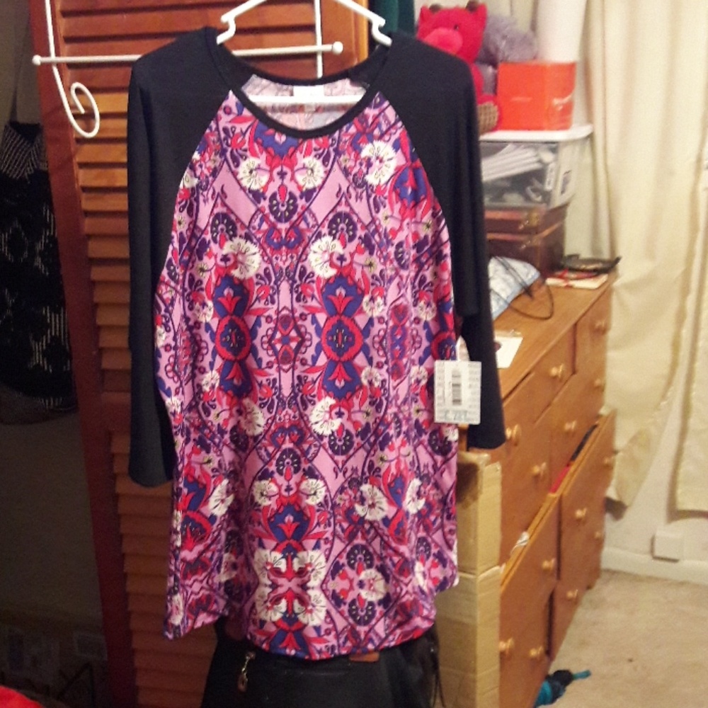NWT Lularoe 2xl Randy Black sleeves